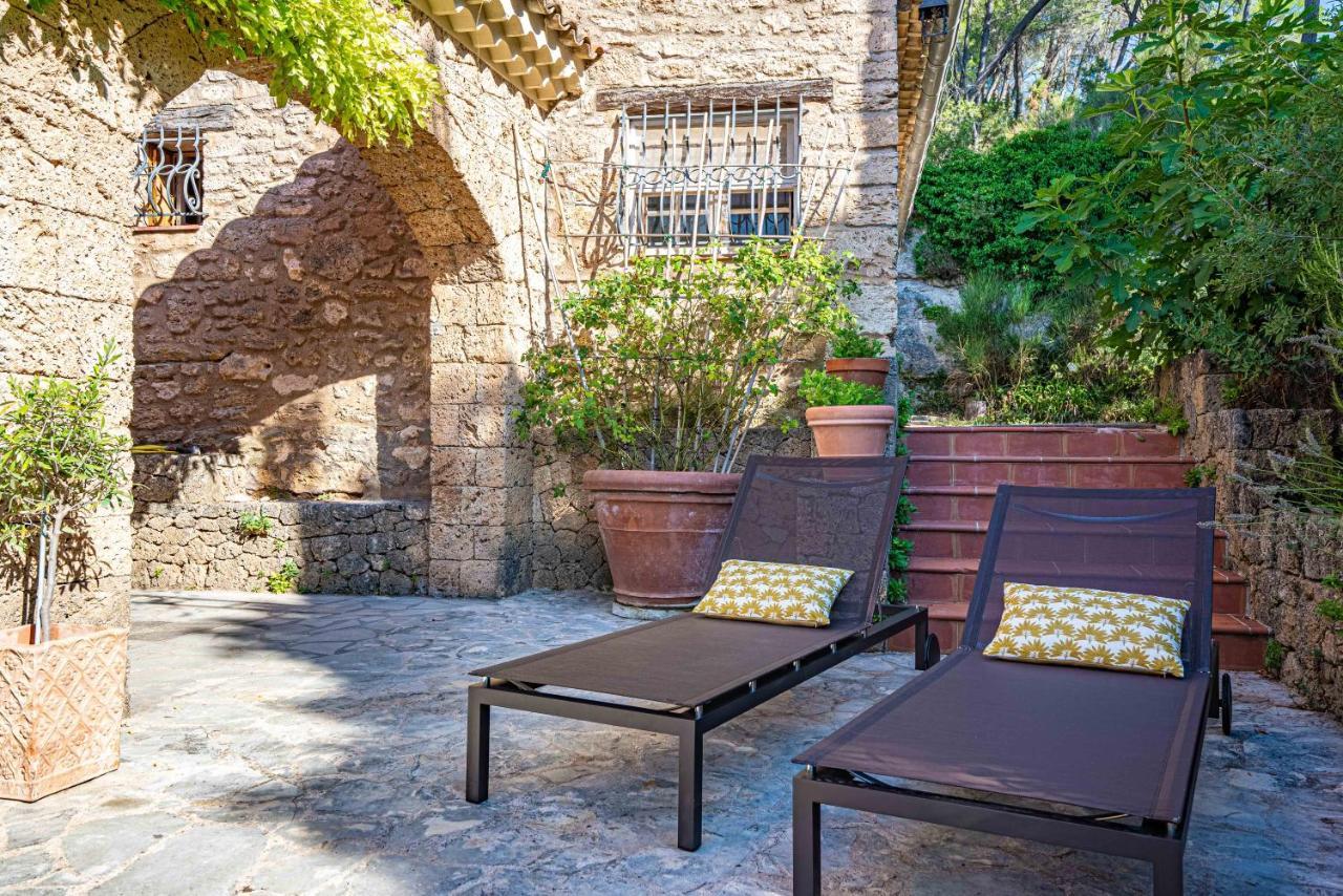 Gites De La Villa Pergola Salernes Buitenkant foto