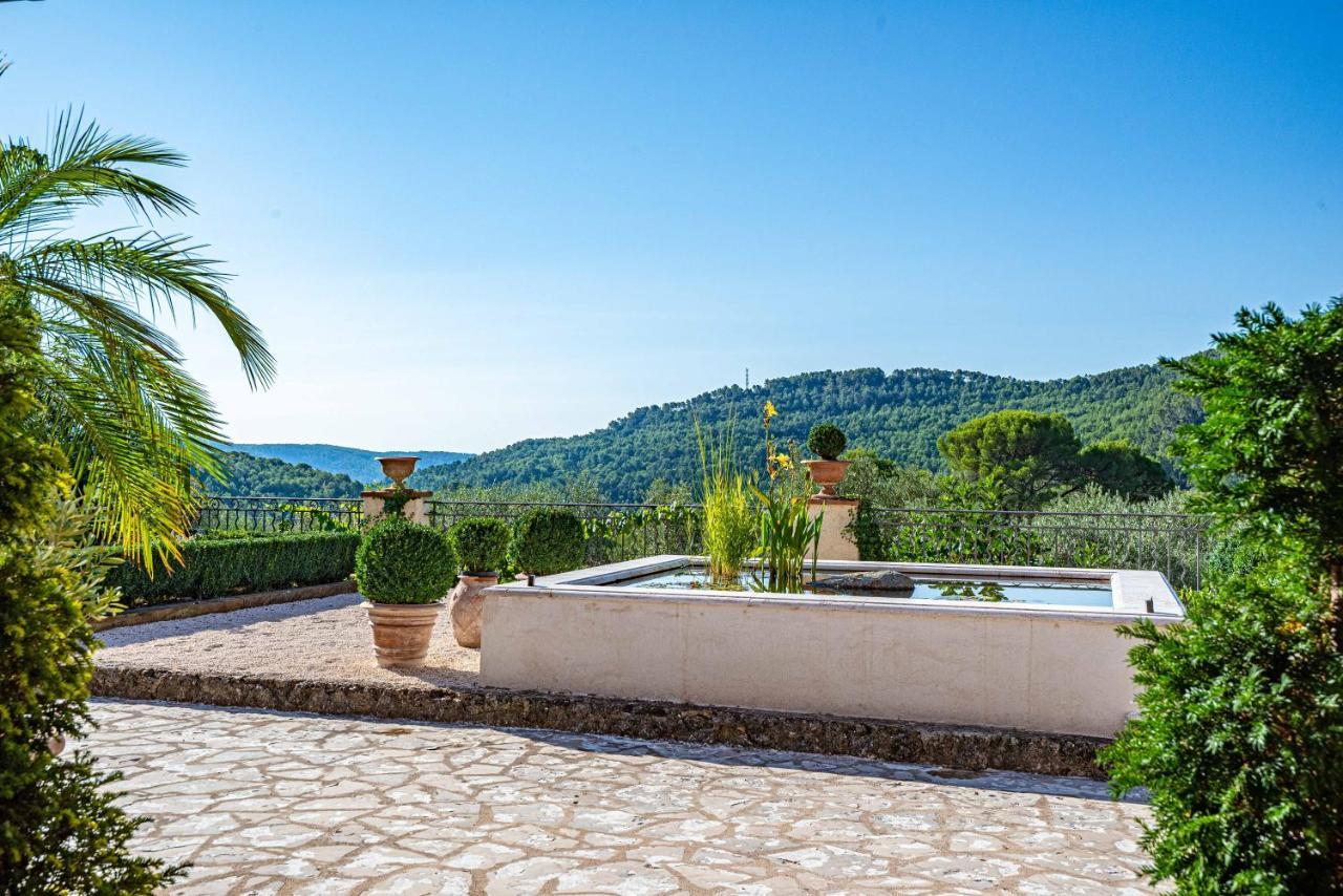 Gites De La Villa Pergola Salernes Buitenkant foto