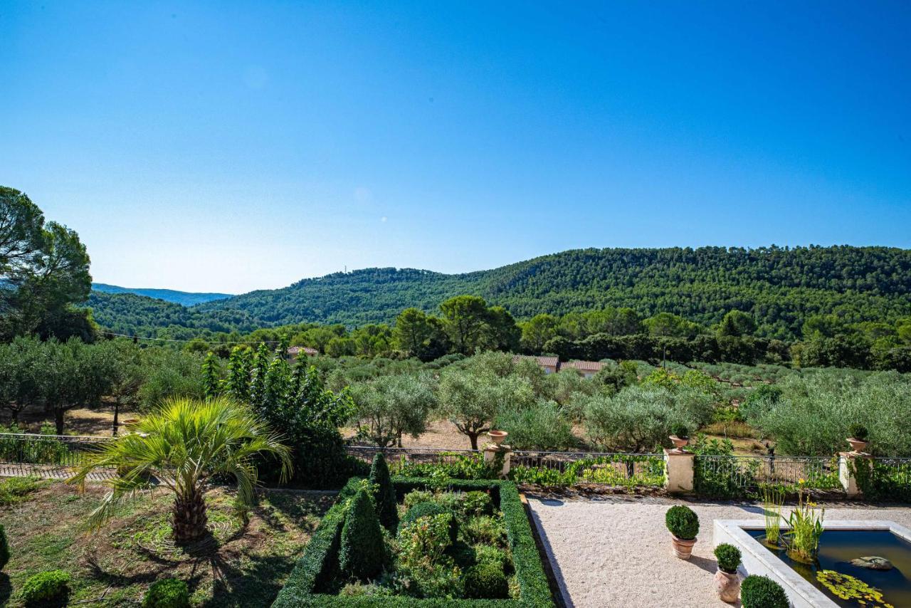 Gites De La Villa Pergola Salernes Buitenkant foto