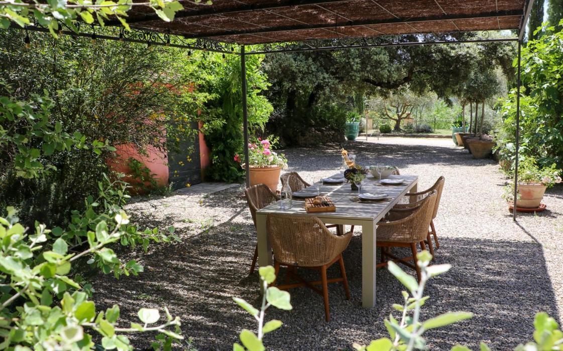 Gites De La Villa Pergola Salernes Buitenkant foto