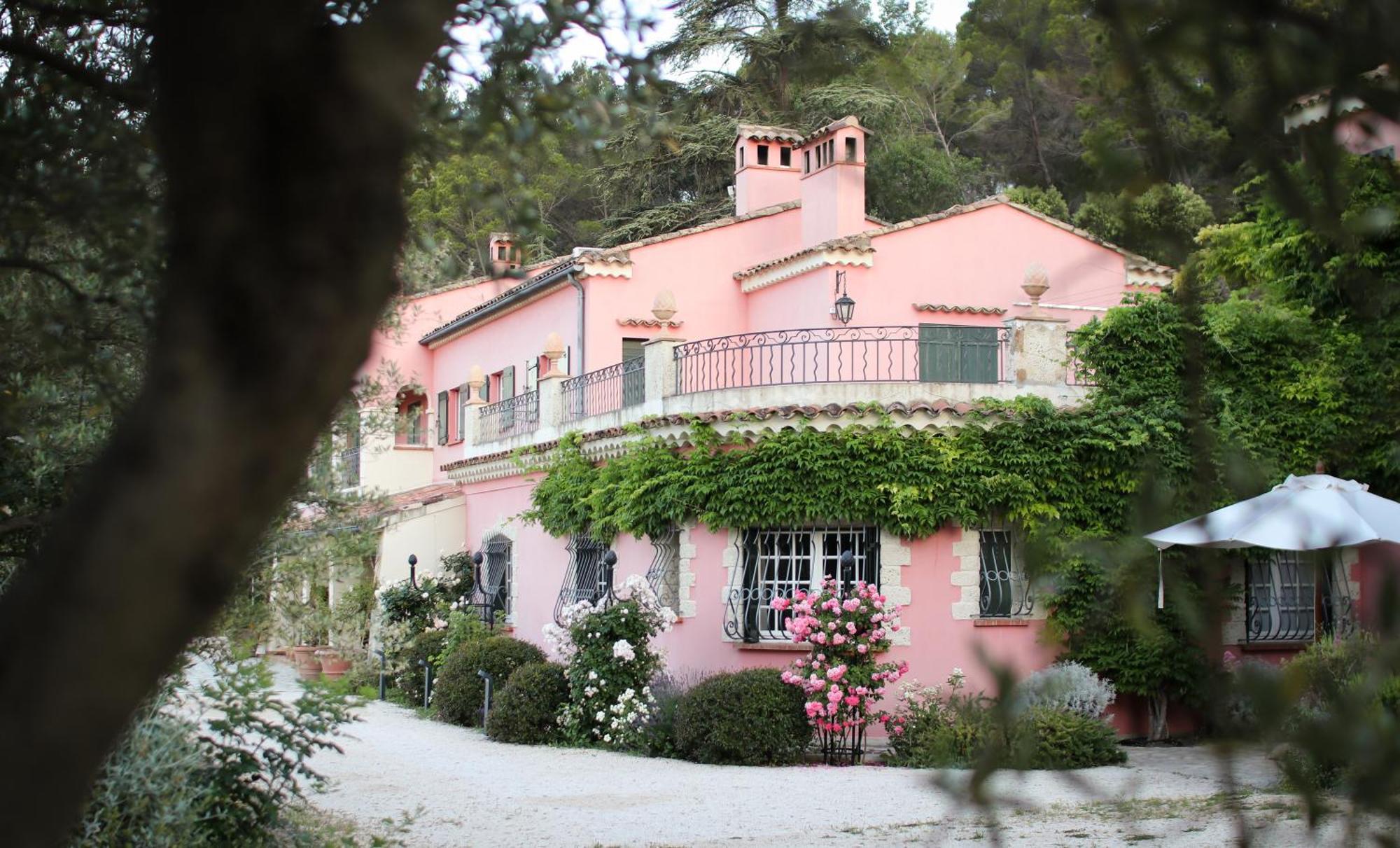 Gites De La Villa Pergola Salernes Buitenkant foto